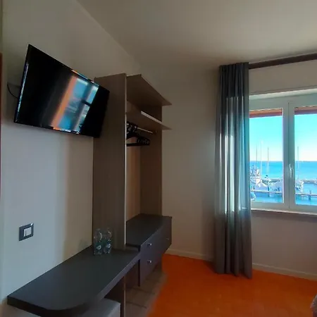 Hotel La Pescatrice 2*